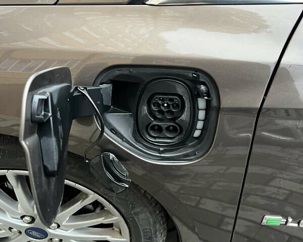 Коричневий Форд Фокус, об'ємом двигуна 0 л та пробігом 113 тис. км за 8499 $, фото 16 на Automoto.ua