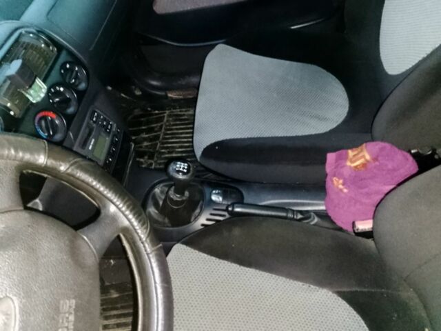 Коричневий Форд Фокус, об'ємом двигуна 1.6 л та пробігом 3 тис. км за 700 $, фото 5 на Automoto.ua