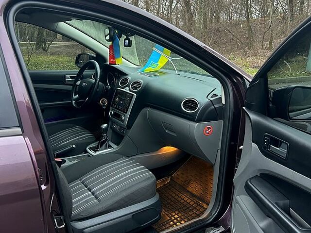 Коричневый Форд Фокус, объемом двигателя 1.6 л и пробегом 386 тыс. км за 4600 $, фото 4 на Automoto.ua