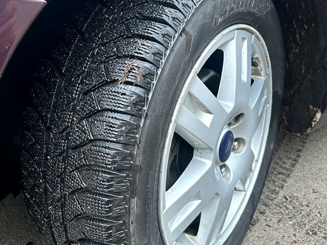 Коричневый Форд Фокус, объемом двигателя 1.6 л и пробегом 386 тыс. км за 4600 $, фото 2 на Automoto.ua