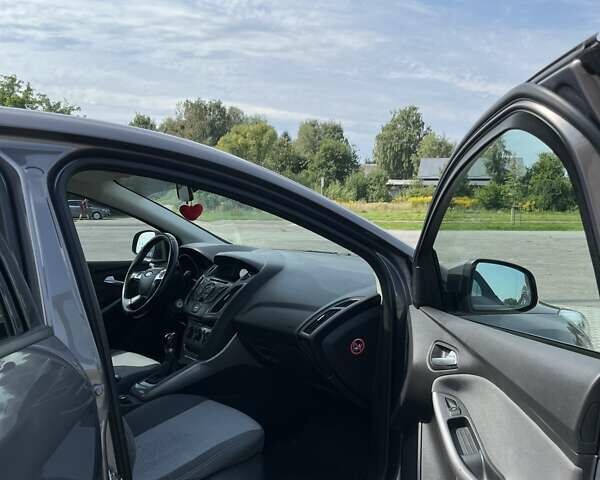 Форд Фокус 2013 в Львове на Automoto.ua Коричневый Форд Фокус, объемом двигателя 1 л и пробегом 154 тыс. км за 9500 $, фото 8 на Automoto.ua
