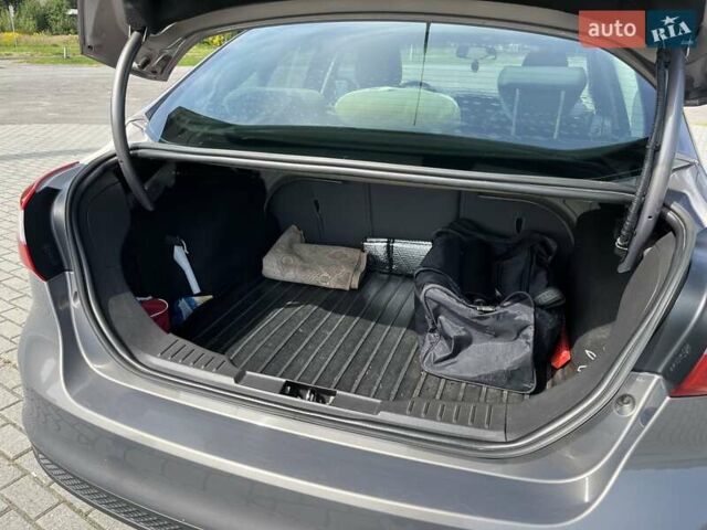 Форд Фокус 2013 в Львове на Automoto.ua Коричневый Форд Фокус, объемом двигателя 1 л и пробегом 154 тыс. км за 9500 $, фото 14 на Automoto.ua