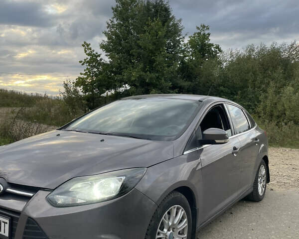 Коричневый Форд Фокус, объемом двигателя 1 л и пробегом 173 тыс. км за 6100 $, фото 1 на Automoto.ua