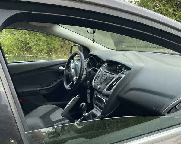 Коричневый Форд Фокус, объемом двигателя 1 л и пробегом 173 тыс. км за 6100 $, фото 3 на Automoto.ua