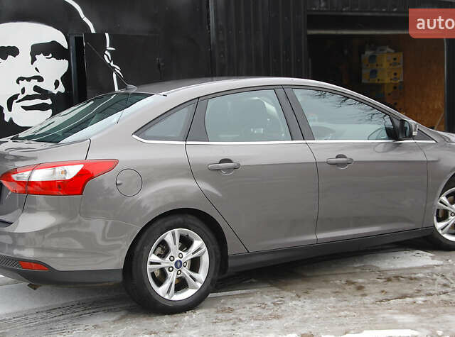 Коричневый Форд Фокус, объемом двигателя 1.6 л и пробегом 21 тыс. км за 10000 $, фото 7 на Automoto.ua