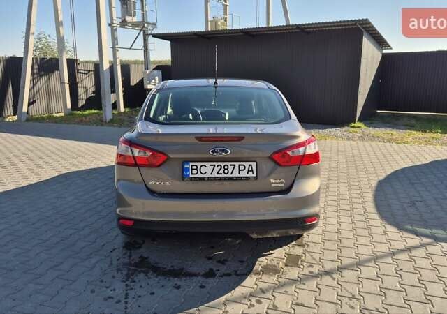 Форд Фокус 2013 в Львове на Automoto.ua Коричневый Форд Фокус, объемом двигателя 1 л и пробегом 106 тыс. км за 8400 $, фото 4 на Automoto.ua