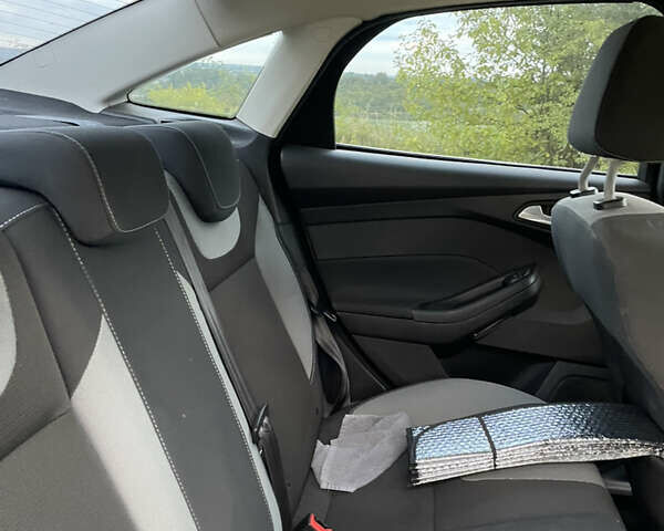 Коричневый Форд Фокус, объемом двигателя 1 л и пробегом 173 тыс. км за 6100 $, фото 6 на Automoto.ua