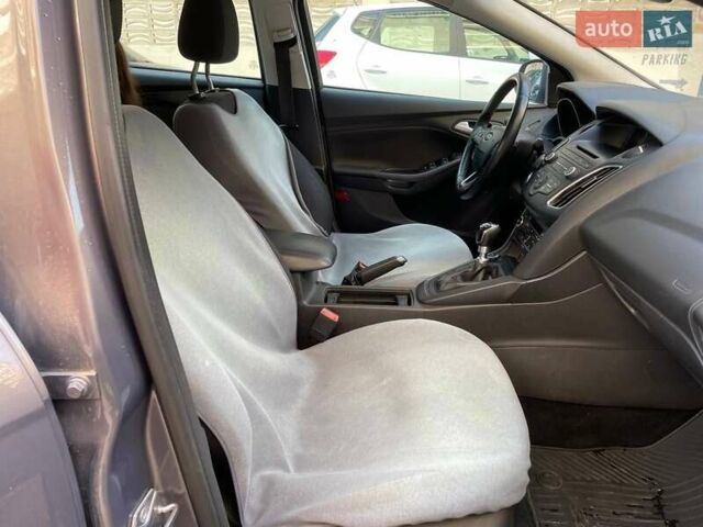 Форд Фокус 2015 у Києві на Automoto.ua Коричневий Форд Фокус, об'ємом двигуна 1 л та пробігом 183 тис. км за 7200 $, фото 5 на Automoto.ua