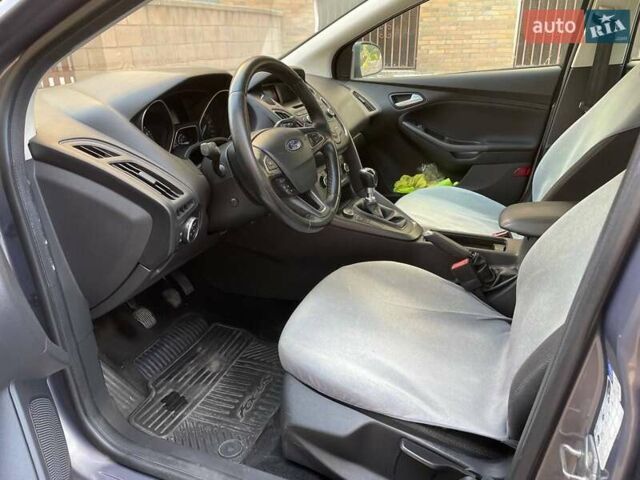 Форд Фокус 2015 у Києві на Automoto.ua Коричневий Форд Фокус, об'ємом двигуна 1 л та пробігом 183 тис. км за 7200 $, фото 3 на Automoto.ua