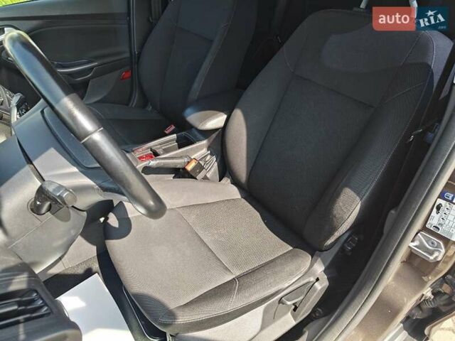 Коричневый Форд Фокус, объемом двигателя 1 л и пробегом 122 тыс. км за 8200 $, фото 7 на Automoto.ua