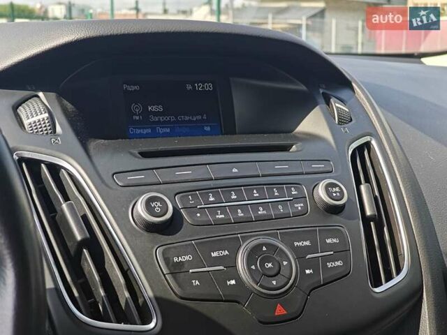 Коричневый Форд Фокус, объемом двигателя 1 л и пробегом 122 тыс. км за 8200 $, фото 18 на Automoto.ua