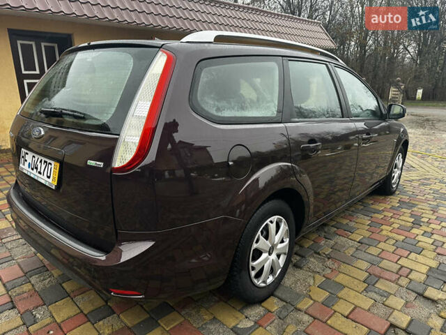 Коричневый Форд Фокус, объемом двигателя 1.8 л и пробегом 227 тыс. км за 5800 $, фото 7 на Automoto.ua