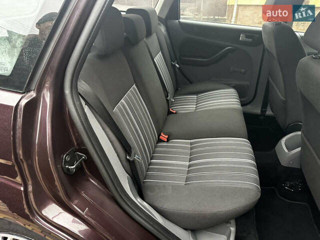 Коричневый Форд Фокус, объемом двигателя 1.8 л и пробегом 227 тыс. км за 5800 $, фото 25 на Automoto.ua