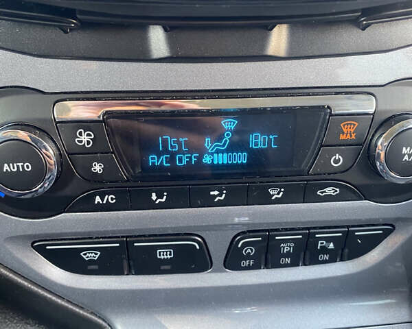 Коричневый Форд Фокус, объемом двигателя 1.6 л и пробегом 158 тыс. км за 8200 $, фото 8 на Automoto.ua