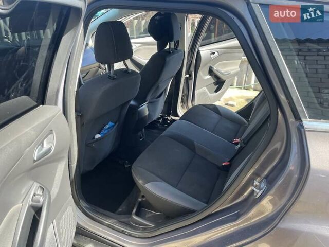 Коричневий Форд Фокус, об'ємом двигуна 1.6 л та пробігом 280 тис. км за 7600 $, фото 6 на Automoto.ua