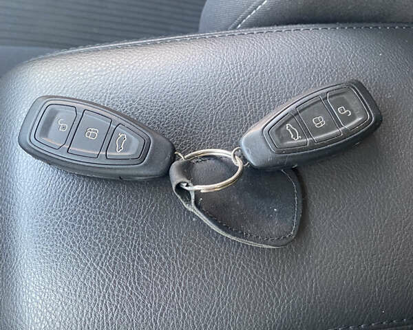 Коричневый Форд Фокус, объемом двигателя 1.6 л и пробегом 158 тыс. км за 8200 $, фото 30 на Automoto.ua