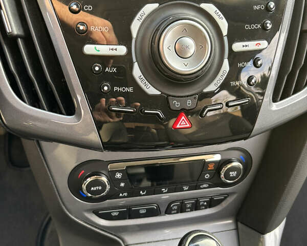 Коричневый Форд Фокус, объемом двигателя 1.6 л и пробегом 220 тыс. км за 7550 $, фото 24 на Automoto.ua