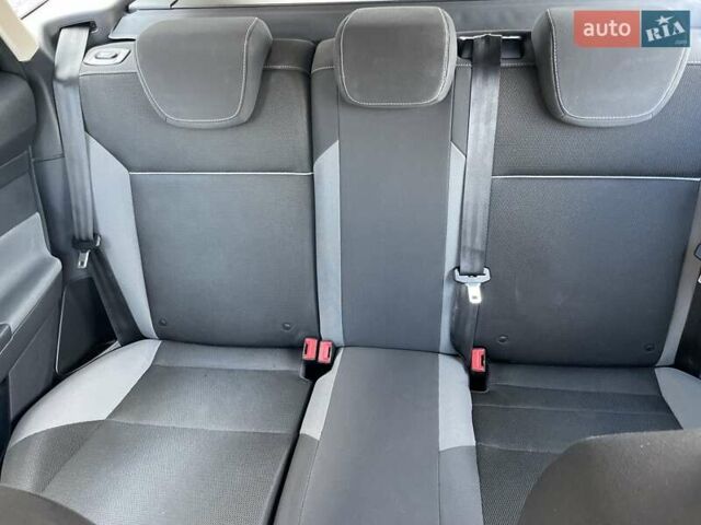 Коричневый Форд Фокус, объемом двигателя 1.6 л и пробегом 256 тыс. км за 9100 $, фото 24 на Automoto.ua