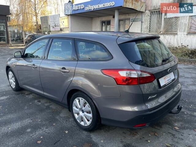 Коричневый Форд Фокус, объемом двигателя 1.6 л и пробегом 256 тыс. км за 9100 $, фото 4 на Automoto.ua