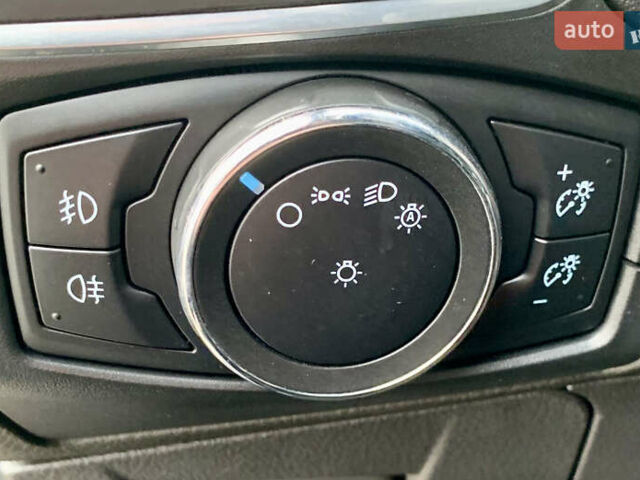 Коричневый Форд Фокус, объемом двигателя 1.6 л и пробегом 241 тыс. км за 8550 $, фото 42 на Automoto.ua