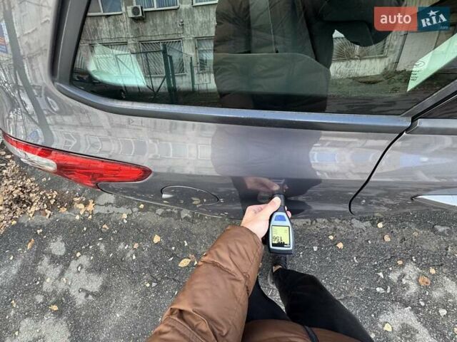 Коричневый Форд Фокус, объемом двигателя 1.6 л и пробегом 256 тыс. км за 9100 $, фото 80 на Automoto.ua