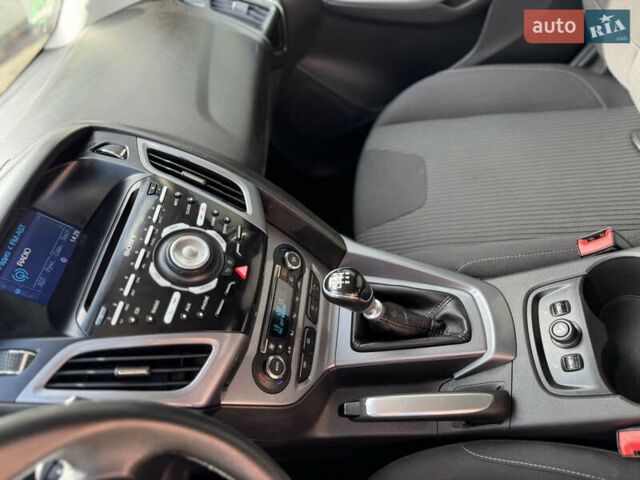 Коричневий Форд Фокус, об'ємом двигуна 1.6 л та пробігом 227 тис. км за 8199 $, фото 39 на Automoto.ua