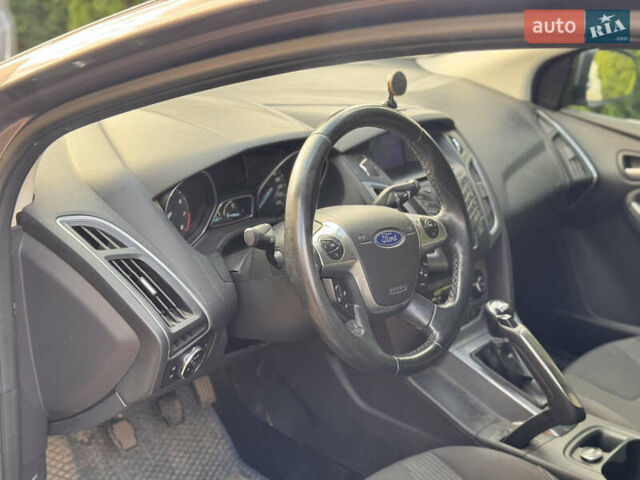 Коричневый Форд Фокус, объемом двигателя 1 л и пробегом 185 тыс. км за 4499 $, фото 2 на Automoto.ua