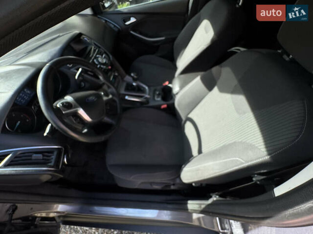 Коричневий Форд Фокус, об'ємом двигуна 1.6 л та пробігом 227 тис. км за 8199 $, фото 48 на Automoto.ua