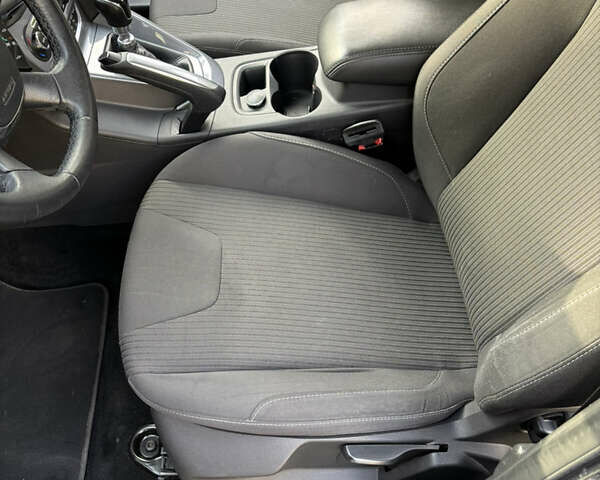 Коричневый Форд Фокус, объемом двигателя 1.6 л и пробегом 220 тыс. км за 7550 $, фото 19 на Automoto.ua