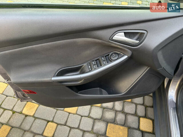 Коричневый Форд Фокус, объемом двигателя 1.6 л и пробегом 220 тыс. км за 7550 $, фото 18 на Automoto.ua