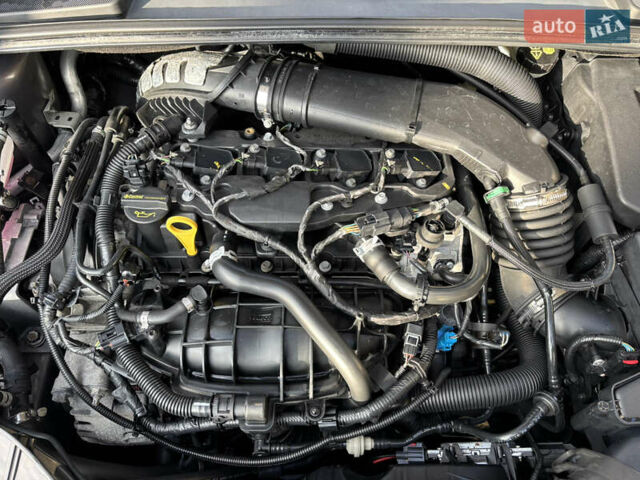 Коричневый Форд Фокус, объемом двигателя 1.6 л и пробегом 220 тыс. км за 7550 $, фото 35 на Automoto.ua