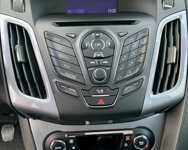 Коричневый Форд Фокус, объемом двигателя 1.6 л и пробегом 241 тыс. км за 8550 $, фото 45 на Automoto.ua