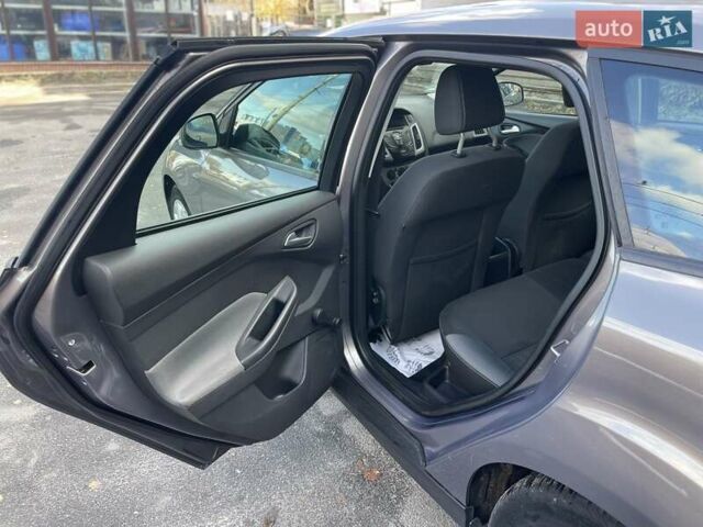 Коричневый Форд Фокус, объемом двигателя 1.6 л и пробегом 256 тыс. км за 9100 $, фото 41 на Automoto.ua