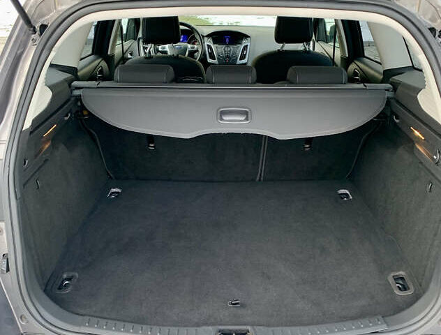 Коричневый Форд Фокус, объемом двигателя 1.6 л и пробегом 241 тыс. км за 8550 $, фото 37 на Automoto.ua