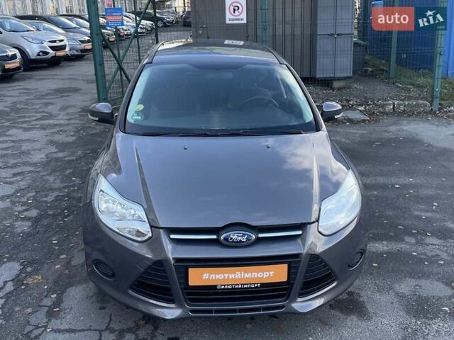 Коричневый Форд Фокус, объемом двигателя 1.6 л и пробегом 256 тыс. км за 9100 $, фото 1 на Automoto.ua
