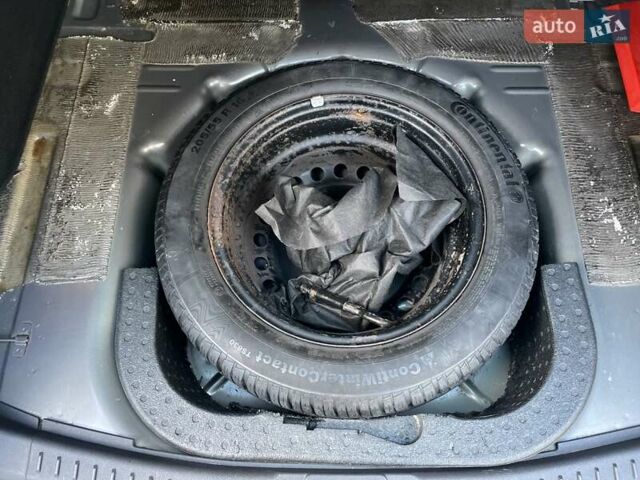 Коричневый Форд Фокус, объемом двигателя 1.6 л и пробегом 256 тыс. км за 9100 $, фото 17 на Automoto.ua