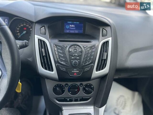 Коричневый Форд Фокус, объемом двигателя 1.6 л и пробегом 256 тыс. км за 9100 $, фото 21 на Automoto.ua