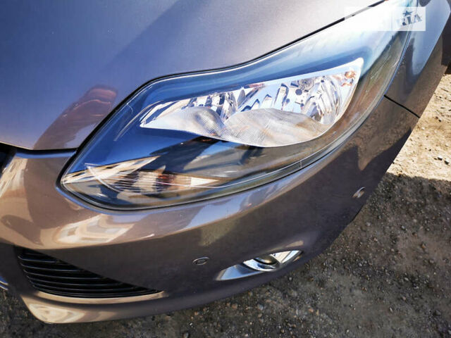 Коричневый Форд Фокус, объемом двигателя 1 л и пробегом 174 тыс. км за 4200 $, фото 18 на Automoto.ua