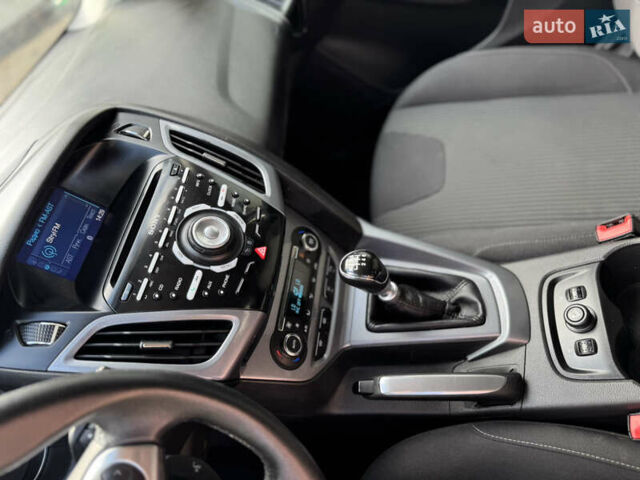 Коричневий Форд Фокус, об'ємом двигуна 1.6 л та пробігом 227 тис. км за 8199 $, фото 40 на Automoto.ua