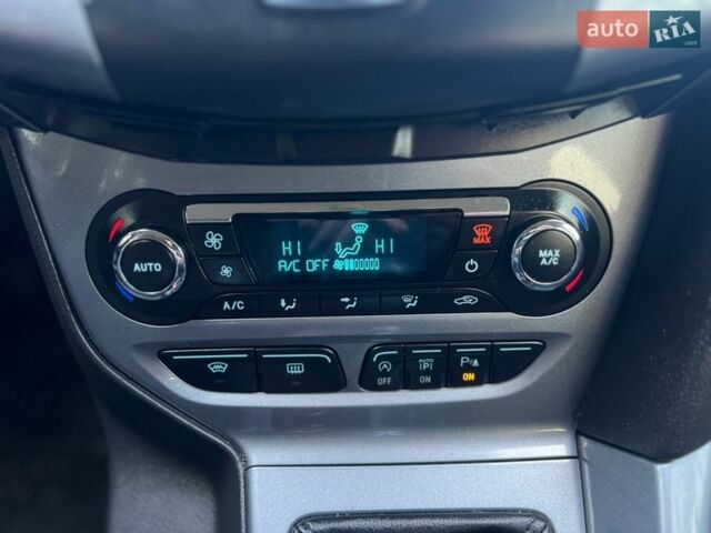 Коричневий Форд Фокус, об'ємом двигуна 1.56 л та пробігом 327 тис. км за 7100 $, фото 9 на Automoto.ua