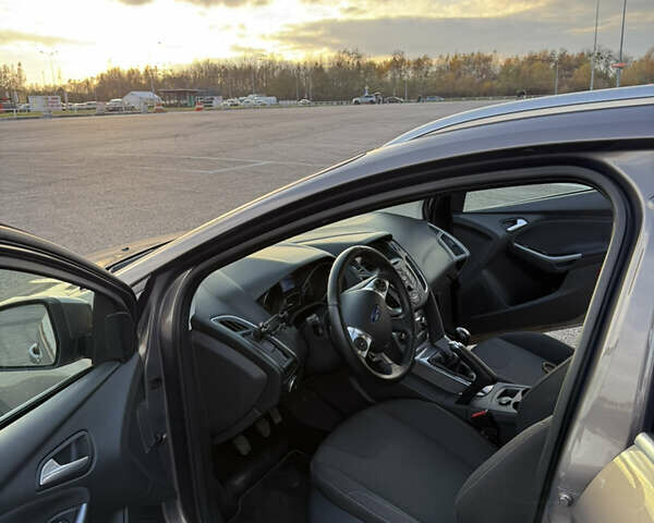 Коричневий Форд Фокус, об'ємом двигуна 1.56 л та пробігом 215 тис. км за 8700 $, фото 25 на Automoto.ua