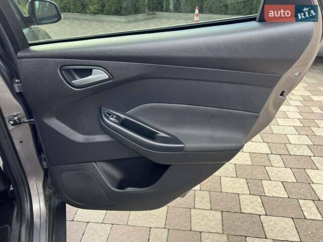 Коричневый Форд Фокус, объемом двигателя 1.6 л и пробегом 217 тыс. км за 7500 $, фото 27 на Automoto.ua