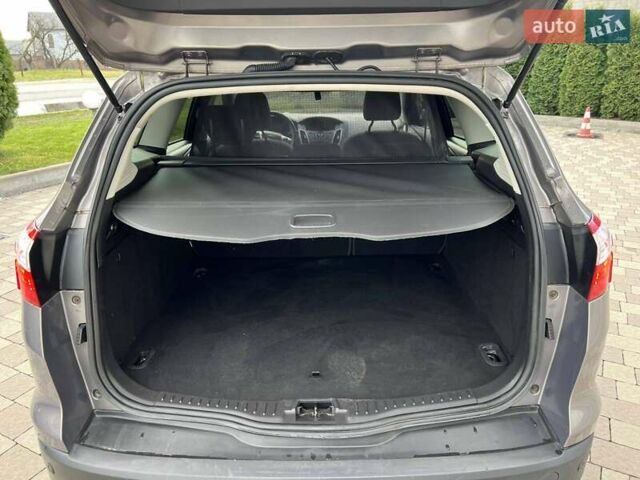 Коричневый Форд Фокус, объемом двигателя 1.6 л и пробегом 217 тыс. км за 7500 $, фото 16 на Automoto.ua