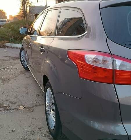 Коричневый Форд Фокус, объемом двигателя 1.56 л и пробегом 280 тыс. км за 7300 $, фото 3 на Automoto.ua