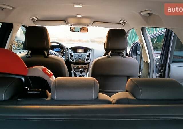 Коричневый Форд Фокус, объемом двигателя 1.56 л и пробегом 280 тыс. км за 7300 $, фото 8 на Automoto.ua