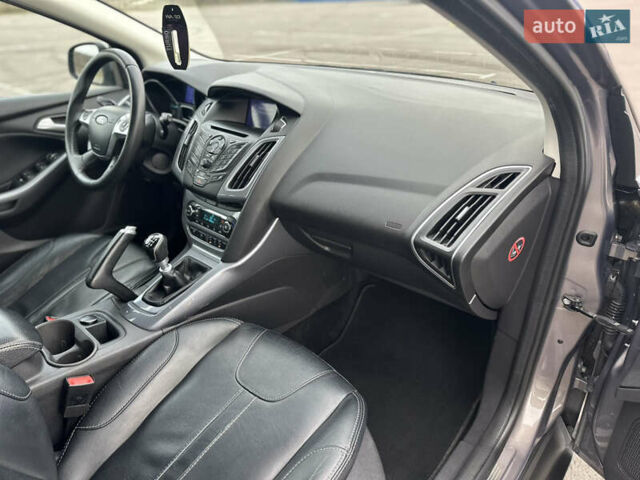 Коричневий Форд Фокус, об'ємом двигуна 1.6 л та пробігом 213 тис. км за 9150 $, фото 17 на Automoto.ua