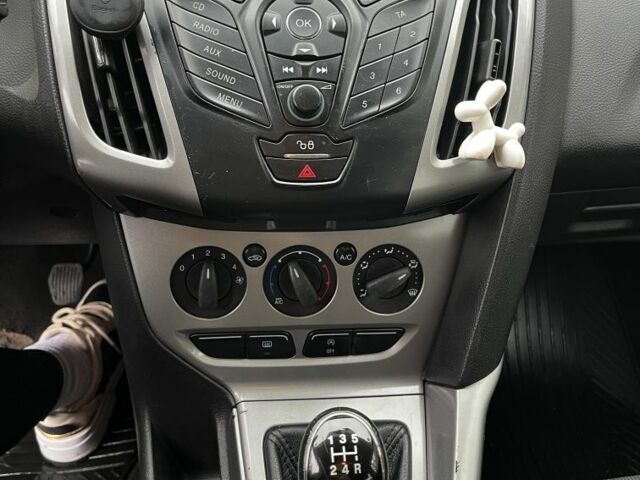 Коричневый Форд Фокус, объемом двигателя 1 л и пробегом 212 тыс. км за 6500 $, фото 7 на Automoto.ua