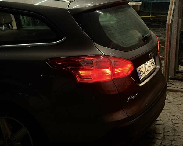 Коричневий Форд Фокус, об'ємом двигуна 1.56 л та пробігом 215 тис. км за 8700 $, фото 44 на Automoto.ua