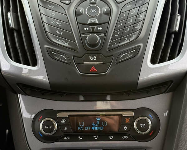 Коричневий Форд Фокус, об'ємом двигуна 1.56 л та пробігом 215 тис. км за 8700 $, фото 23 на Automoto.ua