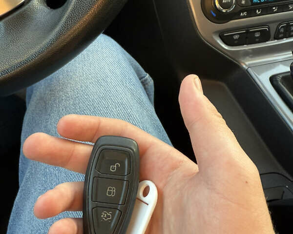 Коричневий Форд Фокус, об'ємом двигуна 1.56 л та пробігом 215 тис. км за 8700 $, фото 35 на Automoto.ua